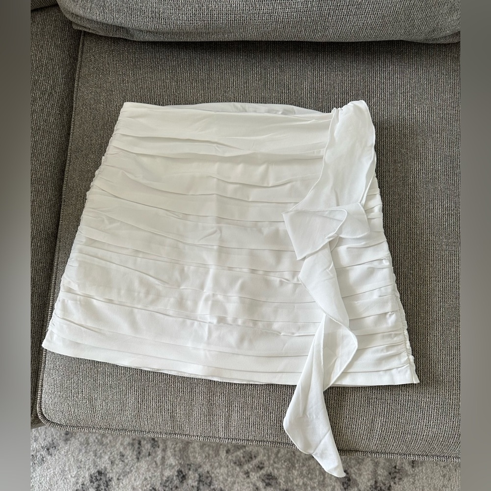 BRAND NEW Abercrombie & Fitch Mini Skirt